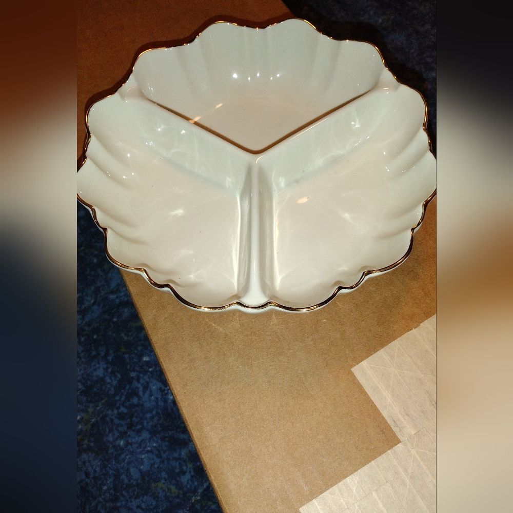 Lenox -Symphony Divided Dish Gold Trim Nuts Condiments Ivory